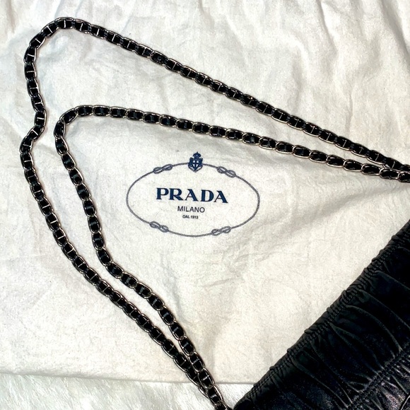 Prada Nappa Gaufre Chain - Picture 6 of 16